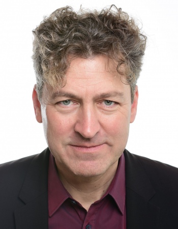 Portrait Dr Ralf Beil