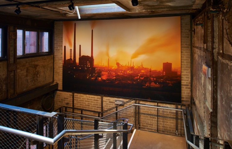 Sinternanlage mit Foto des Kraftwerks Wehrden